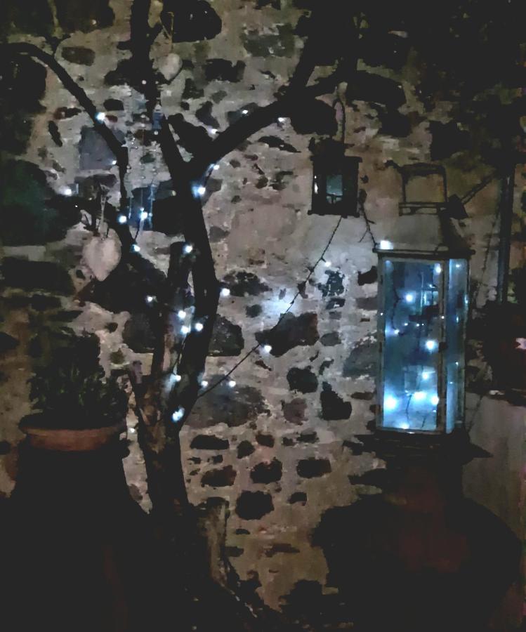 Afroditi'S 2 Eresos  Buitenkant foto
